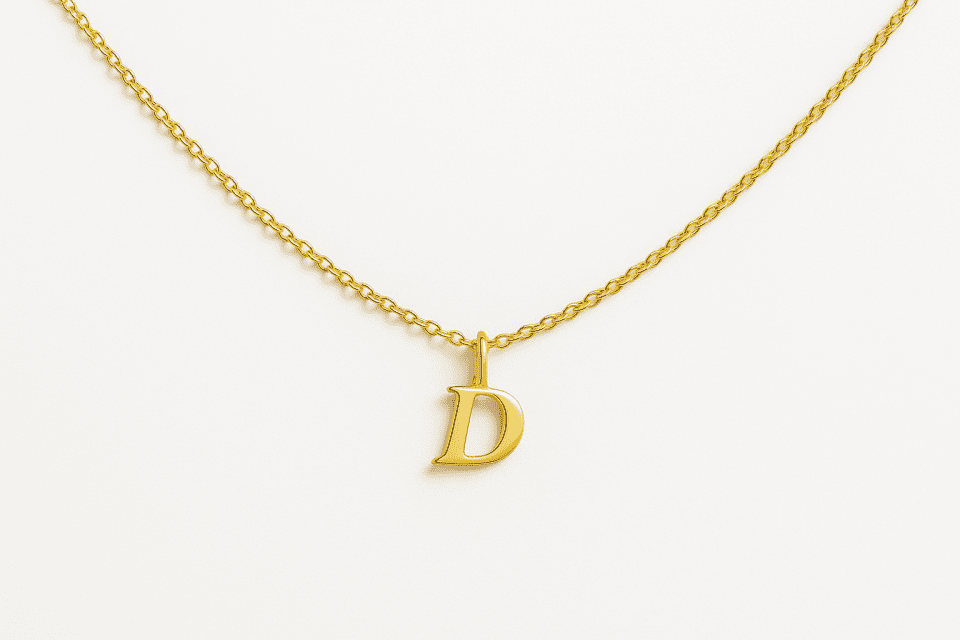 Pandativ din aur de 14k in forma de litera D