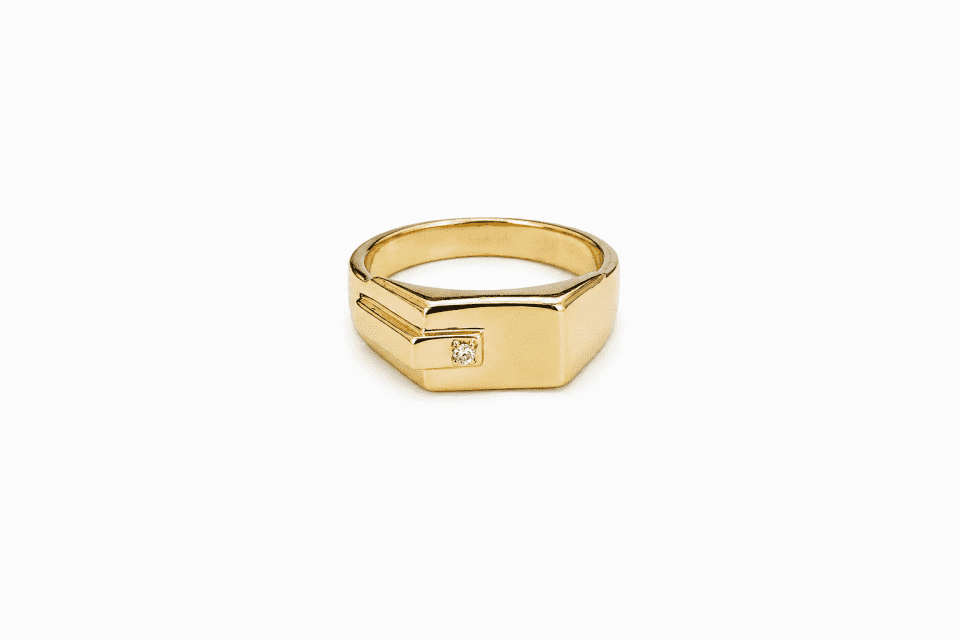Inel tip sigiliu din Aur 14K – eleganță masculină modernă